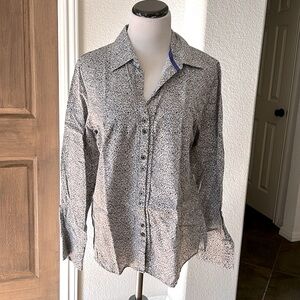 Foxcroft Cotton Comfy Button Downn Top Blue Grey Wrinkle Free Size 10
